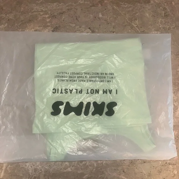 Skims Soft Lounge Rib Tank Sz Small in Honeydew - Picture 2 of 3